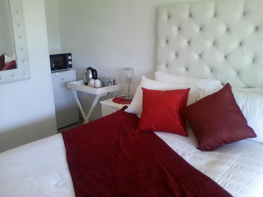 Aliwal Villa Guest Lodge ภายนอก รูปภาพ